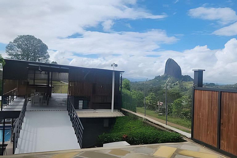 Cabaña 2 Villa Rubí Colibrí House Guatape